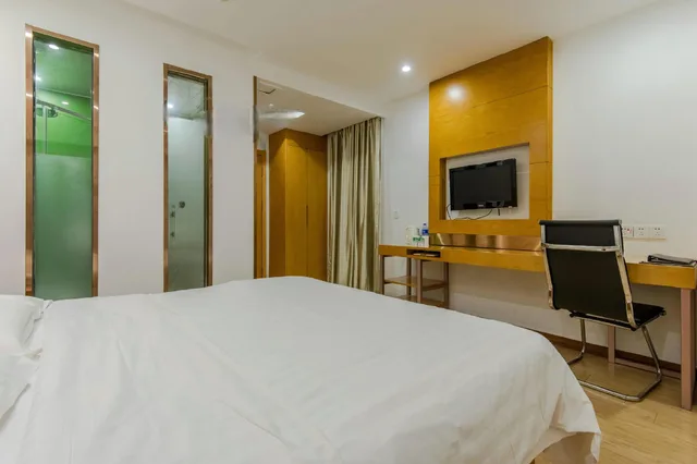 غرفة بسرير مزدوج، GreenTree Inn Chizhou High-Speed Railway Station Hotel 1/3