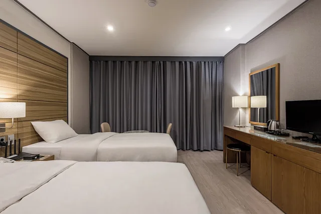 (AIR) Superior Twin، Insadong Crown Hotel 2/10