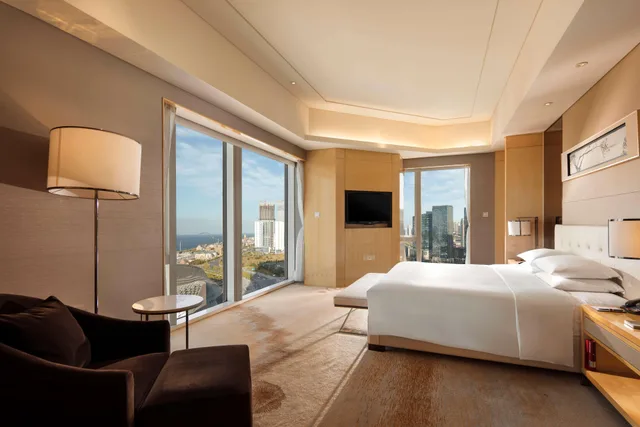 جناح تنفيذي بسرير كينج، HILTON DALIAN 1/1
