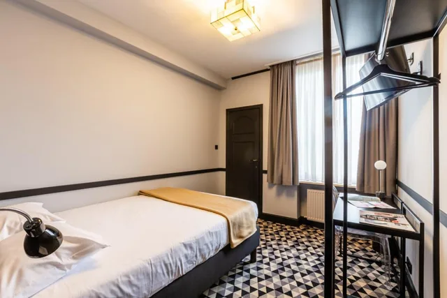 Standard, Single, Mercure Brussels Centre Rogier 1/2