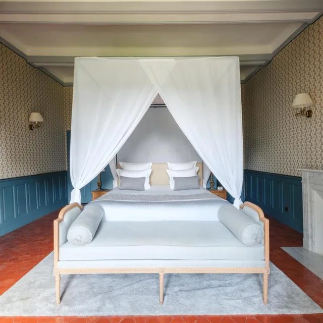 جناح بريستيج، Chateau de Fonscolombe 6/10