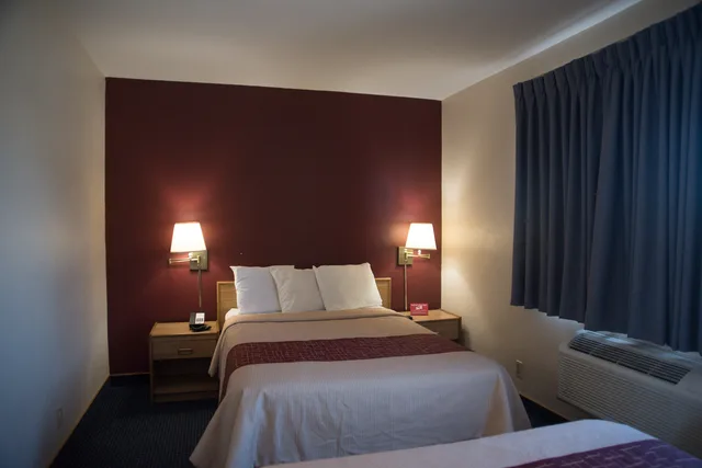 Deluxe, 3 Queen Beds, Red Roof Inn Blythe 1/5