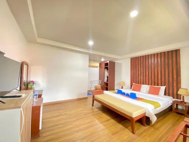 Luxury, Bungalow, Double and Twin Beds, PHI PHI BA KAO BAY RESORT 1/3