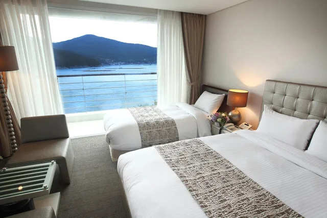 غرفة ديلوكس بسريرين منفصلين، Hotel Riviera Geoje 2/2