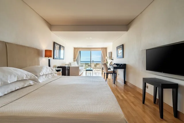 غرفة حصرية عائلية بسريرين منفصلين بإطلالة على البحر مع أريكة، Plaza Resort Hotel 2/7
