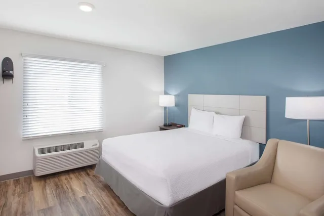Standard, Queen Bed, WoodSpring Suites West Monroe I-20 2/8
