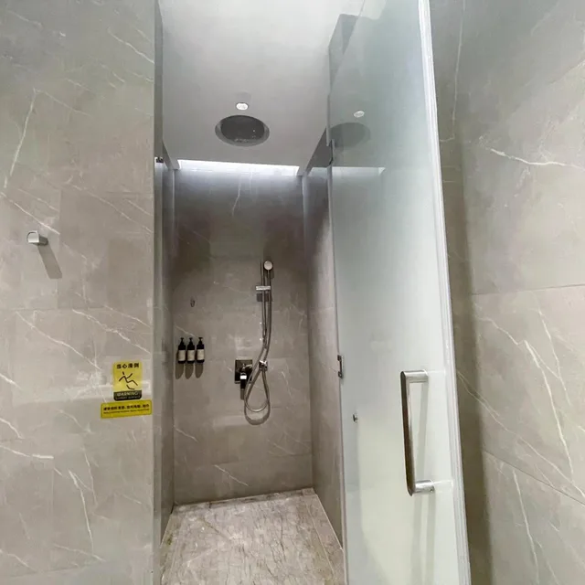 غرفة بسرير كينج بإطلالة على الحديقة، Yuehua Hotel, Xiamen Seaside 4/5