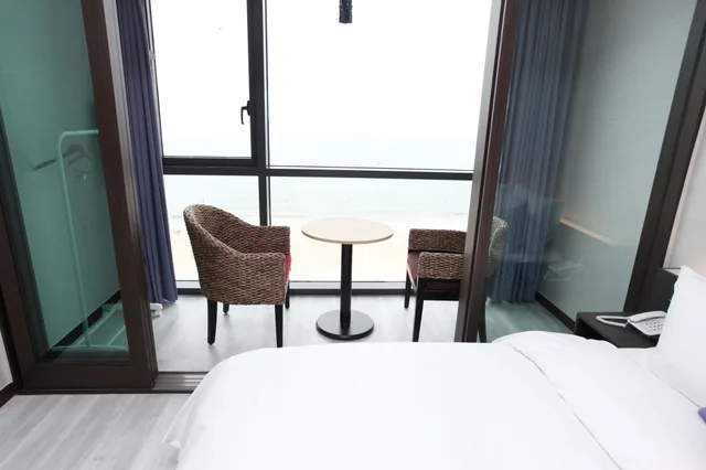 غرفة قياسية بسرير مزدوج، Hotel Wooyeon Flora 2/3