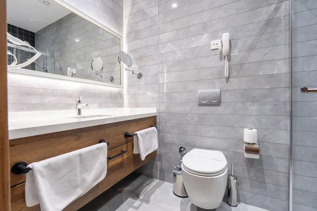 Junior Suite, 1 Single and 2 Double Beds، Mardy Hotel 4/5