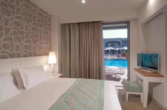 Suite, Shared Pool، Blue Lagoon Princess 1/1