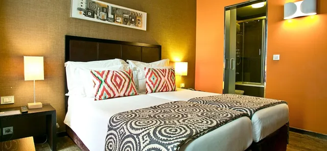 Standard, Queen Bed, Interior View, Internacional Design Hotel 4/7