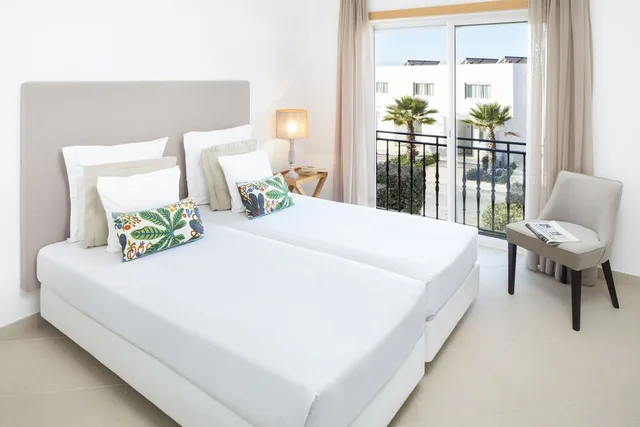 2 Bedrooms, Superior, Town House, 4 Beds, Beach Side, Pool View، Praia Del Rey Golf And Beach Resort - The Village 1/6