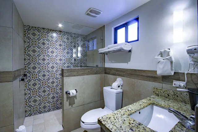 غرفة قياسية بسريرين مزدوجين، Hotel La Pinta 6/7