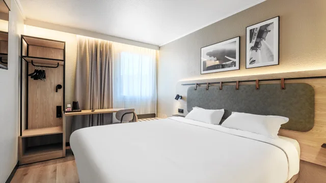 غرفة بسرير كوين، Campanile Nice Airport 3/10