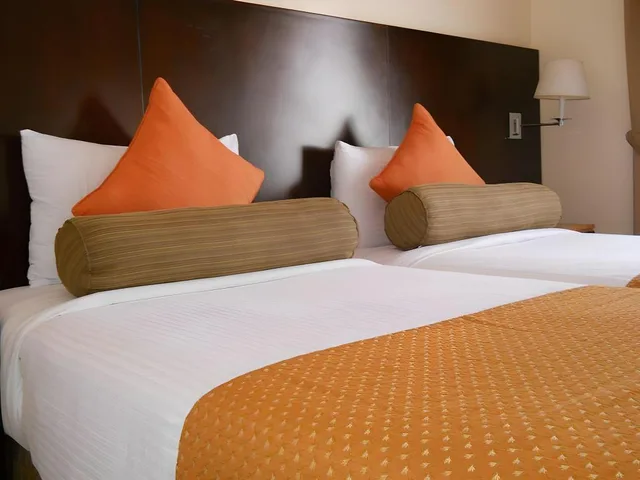 غرفة بريميوم بسريرين منفصلين، PonteFino Hotel & Residences 5/7