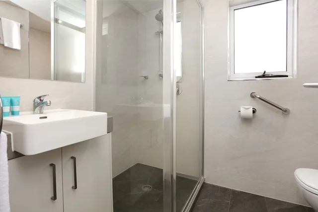 1 Bedroom, Renovated, Superior, Apartment, King Bed، Southport Motel & Apartments 7/9