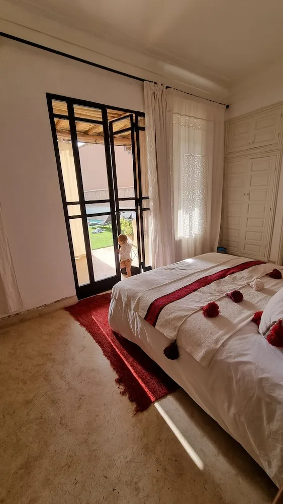 جناح رومانسي بسرير كوين، Tagadert Lodge 3/10