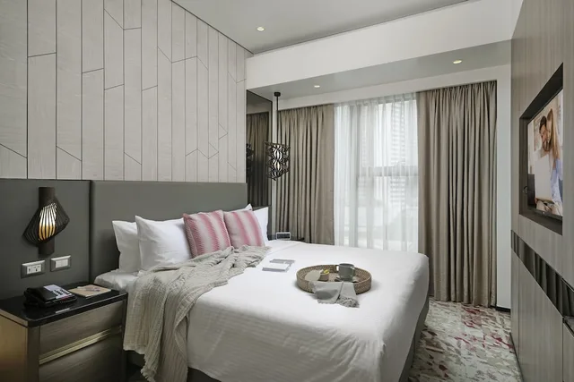 غرفة ديلوكس بسرير كينج بغرفة نوم واحدة، Somerset Central Salcedo Makati 2/4