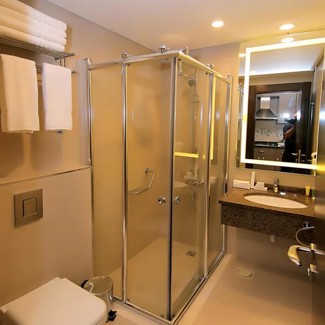 جناح ديلوكس، Viola Hotel Suites 6/8