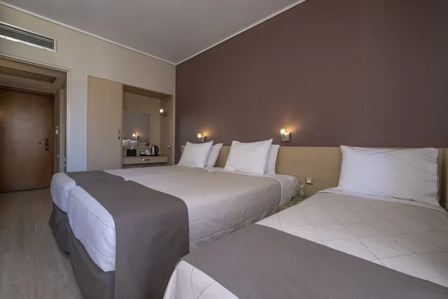 Room, Twin Beds, with Extra Bed, Acropolis View, Balcony، Acropolis View 1/5