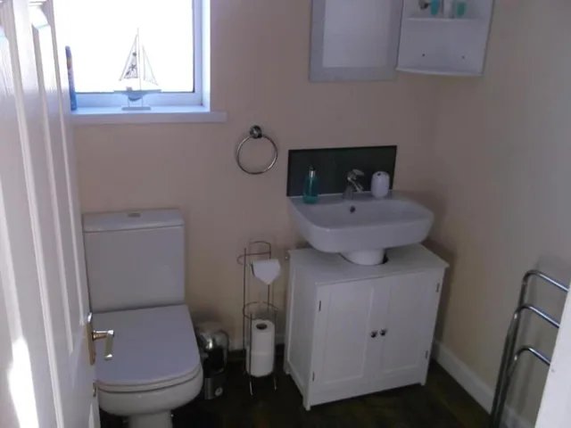 Compact, Double Bed، OYO Twins Palms Guest House 5/5