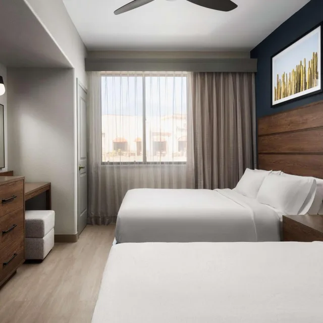جناح بسريرين كوين بغرفتين لذوي الإعاقة، Embassy Suites Tucson Paloma Village 2/3