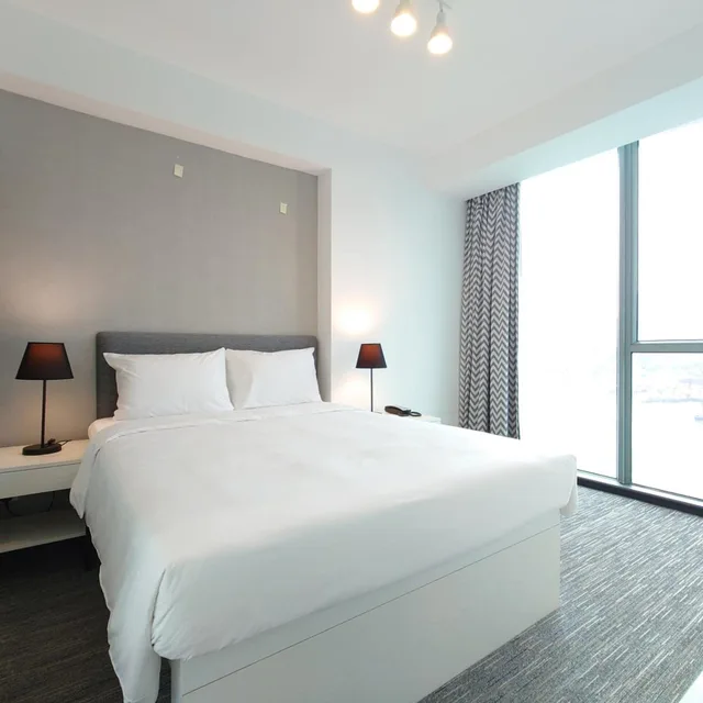 جناح عائلي بإطلالة على البحر مع أريكة، Grand Bay View Hotel 4/8