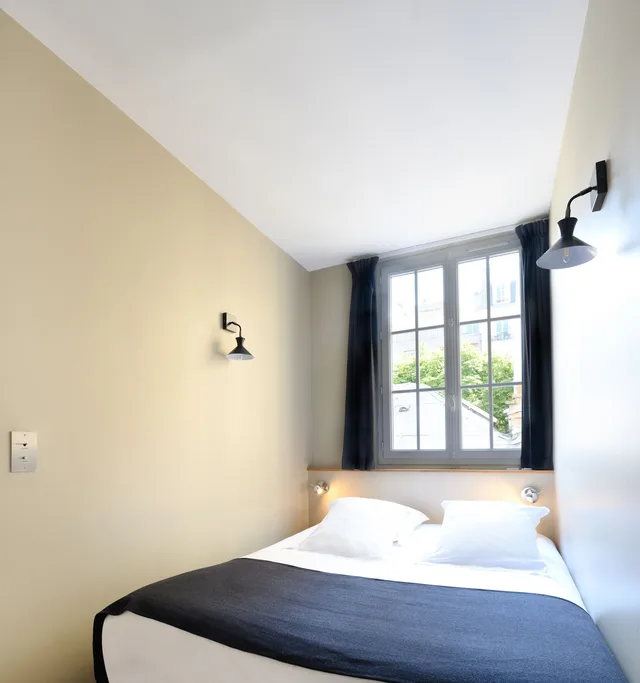 جناح بسرير كوين بغرفتي نوم مع أريكة، Helzear Montparnasse Suites 1/5
