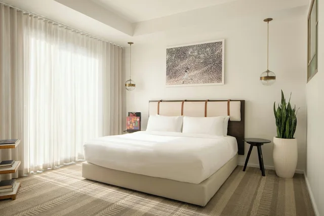 جناح بسرير كينج بغرفة نوم واحدة لذوي الإعاقة، Halcyon - A Hotel In Cherry Creek 1/5