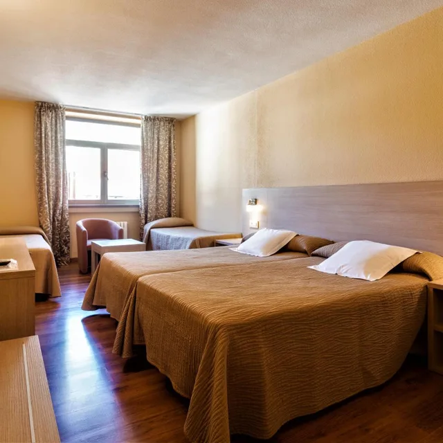 غرفة رباعية بسرير فردي، Panorama Hotel 7/10