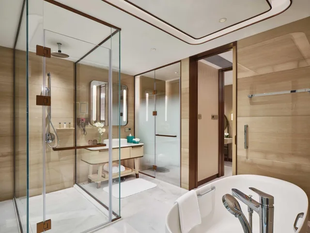 جناح بريميوم، Intercontinental Chongqing Raffles City 3/4