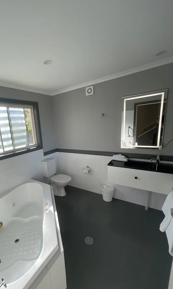 غرفة بسرير كوين بإطلالة على الحديقة بغرفة نوم واحدة، Aqualuna Beach Resort 5/8