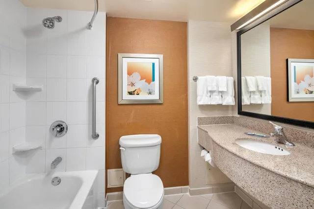 Room, King Bed, Sofa, Bathtub, Accessible, Fairfield Inn And Suites Toronto Airport 1/2