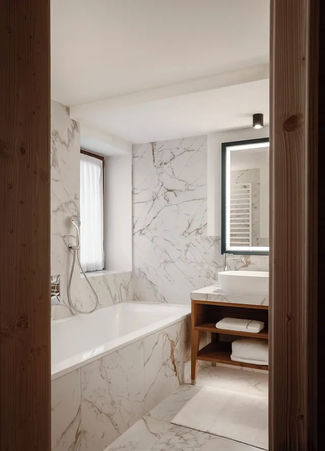 Suite, King Bed, Hotel Tyrol 7/7