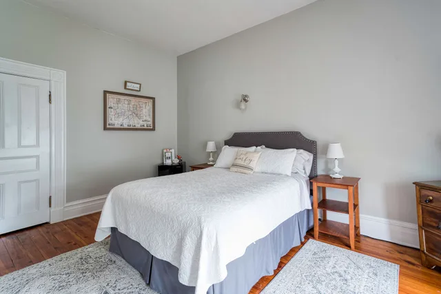 غرفة قياسية بسرير كوين، Hatch House Bed & Breakfast 4/7
