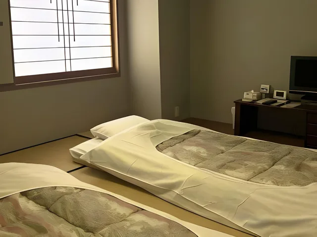 غرفة يابانية، Cypress Garden Hotel 1/2