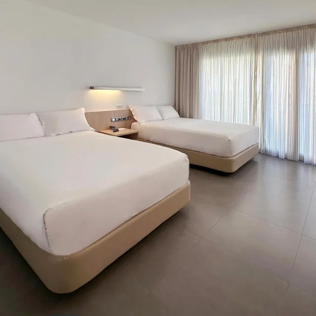 Room, Triple, Acuazul Hotel 1/10
