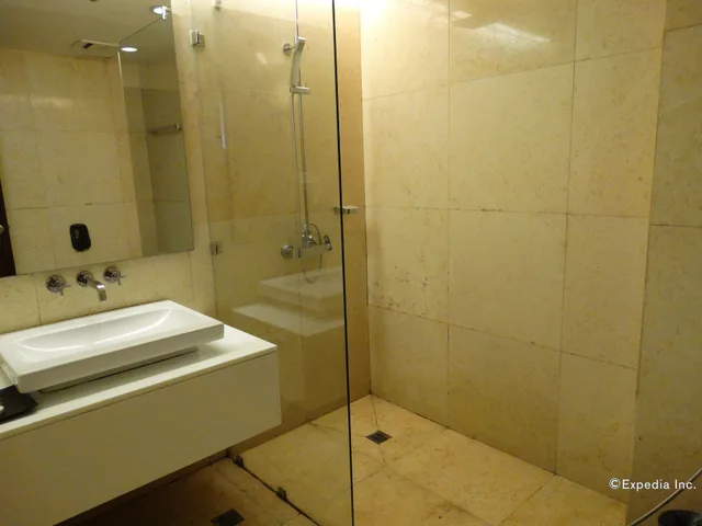 غرفة ديلوكس بسرير كينج، Armada Hotel Manila 10/10
