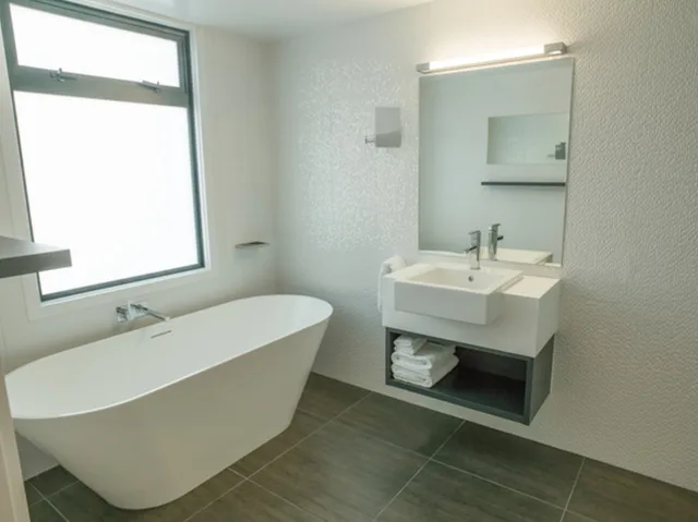 Royal One Bedroom Suite، Porters Boutique Hotel 2/2