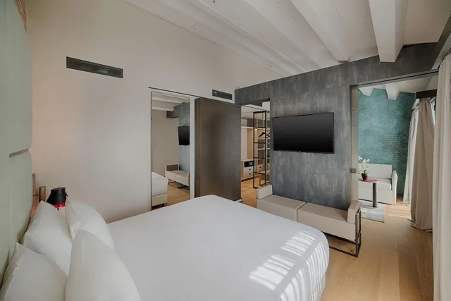 Suite, Twin Beds, Lagoon View, Nh Collection Venezia Murano Villa 3/8