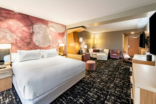 جناح، Courtyard by Marriott Winston-Salem Downtown 1/2