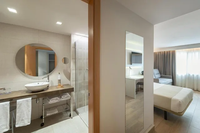 Room, Quadruple, Single, No Terrace، Port Alicante 5/6