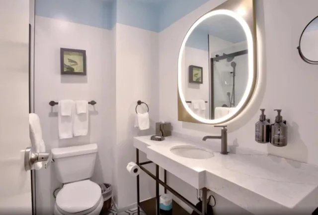 Inner, King Bed، Hotel Indigo New Orleans French Quarter 3/4