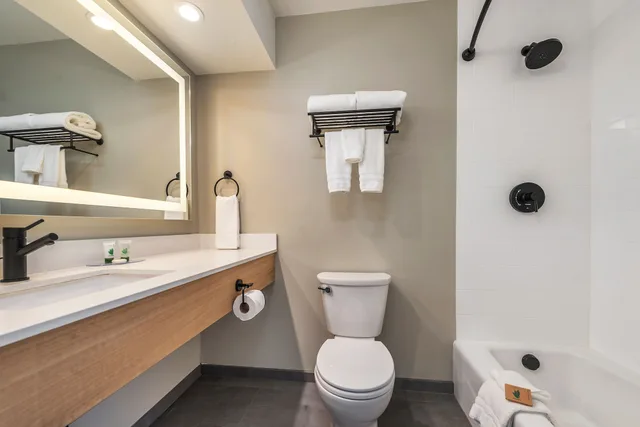 غرفة قياسية بسريرين كوين، GoodSpring Motel 4/7