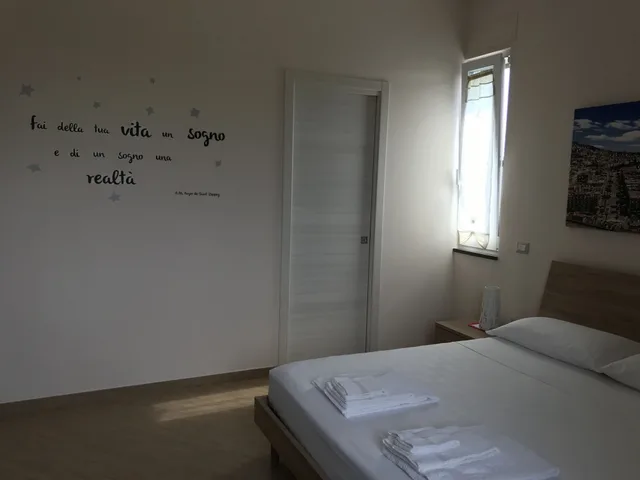 غرفة كومفورت بسرير كوين، Le Tre Gemme 2/3