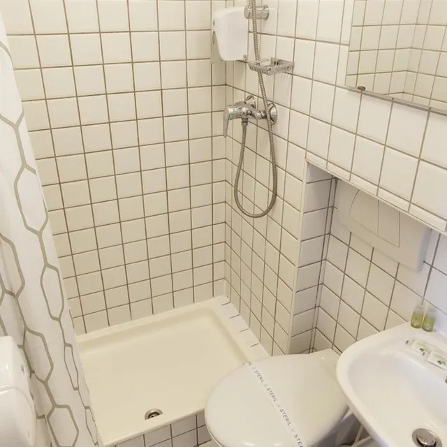 غرفة رباعية، Csaszar 10/10