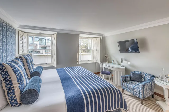Inland, Double Bed, The Christchurch Harbour 8/10