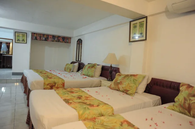 سكن مشترك مختلط بستة أسرّة، Glorianna Hotel 2/6