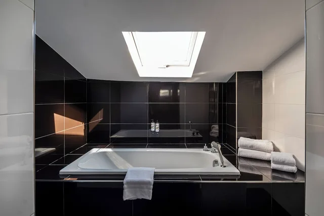 جناح بريستيج بسرير مزدوج مع أريكة، Le Canberra 7/8