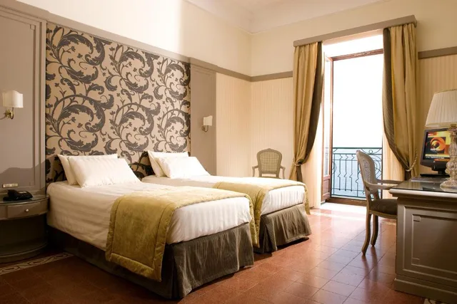 غرفة بإطلالة على البحر، Grand Hotel Europa Palace 5/10